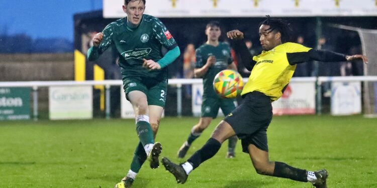 Convincing win for United against local rivals