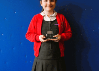 Young dancer wins special award