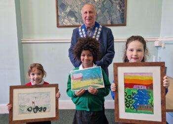 Young artists shine in Vivash Park art competition