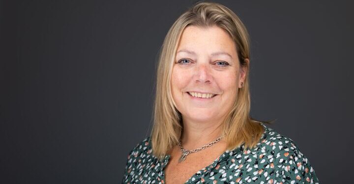 Dilton Marsh headteacher retires after  35 years in teaching
