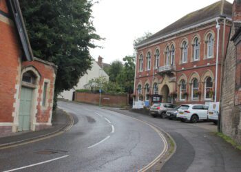 Westbury Town Council to explore 20mph zone for town centre