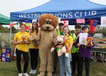 Hundreds enjoy Lions’ first family fun day