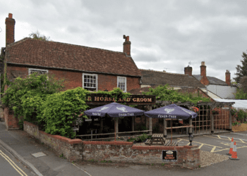 Popular Horse & Groom pub to close