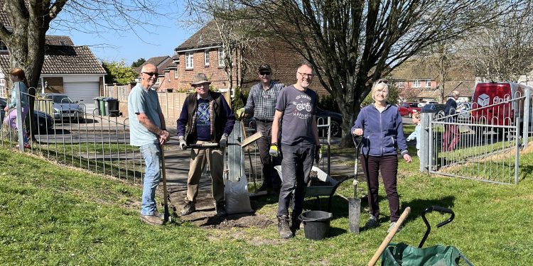 New shelter to benefit teenagers in Bratton