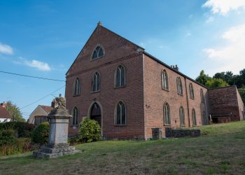Guided tour to uncover secrets of Westbury’s cemetery