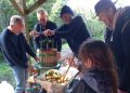 Community comes together for apple juicing event