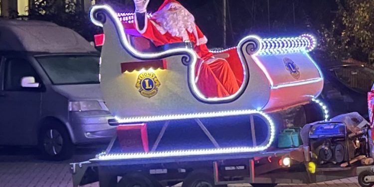 Santa float returns to Westbury