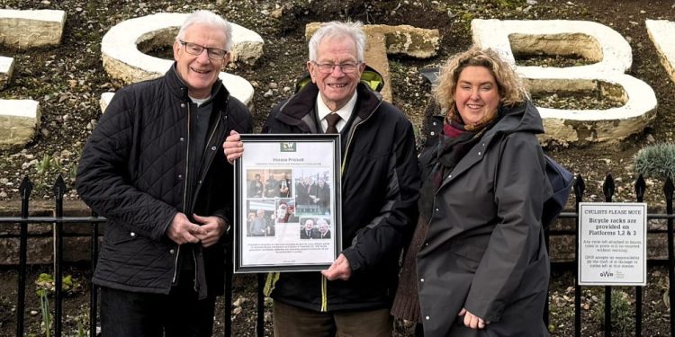 Former mayor recognised for contribution to Wiltshire’s rail network