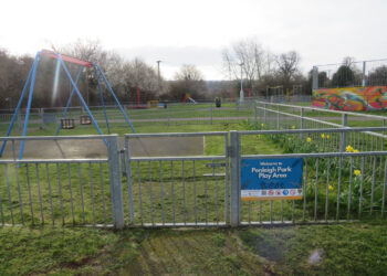 Community picnic at Penleigh Park