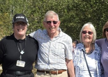 Man reunited with officer who saved his life at parkrun